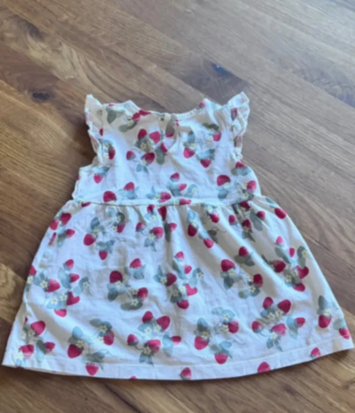 H&M Tunika Sommerkleid Erdbeere Gr. 74