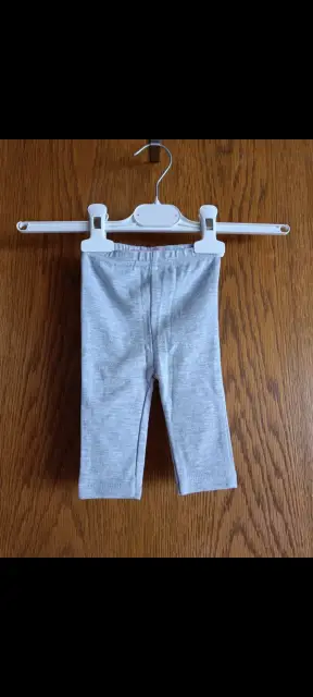 Leggings Isaac Mizrahi New York Größe 0-3 Monate passt eher 62 Super Zustand