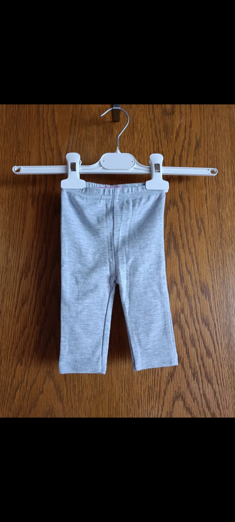 Leggings Isaac Mizrahi New York Größe 0-3 Monate passt eher 62 Super Zustand
