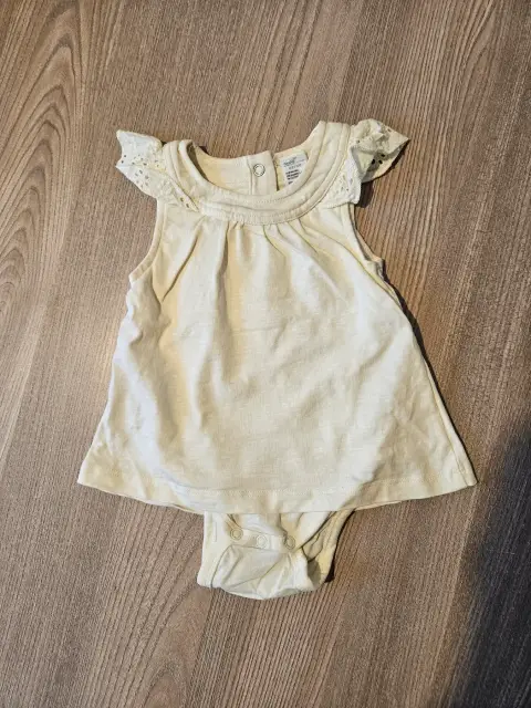 Süßes schlichtes Sommerkleid, Gr. 62/68, Neu & ungetragen