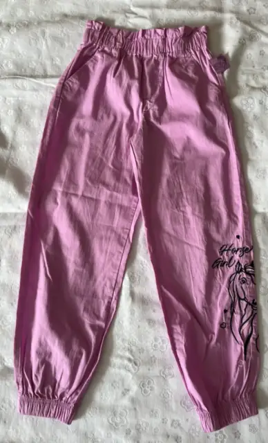 Leichte Sommerhose mit Schmetterlingen Gr. 134/140 von Young Idols, Woolworth NEU