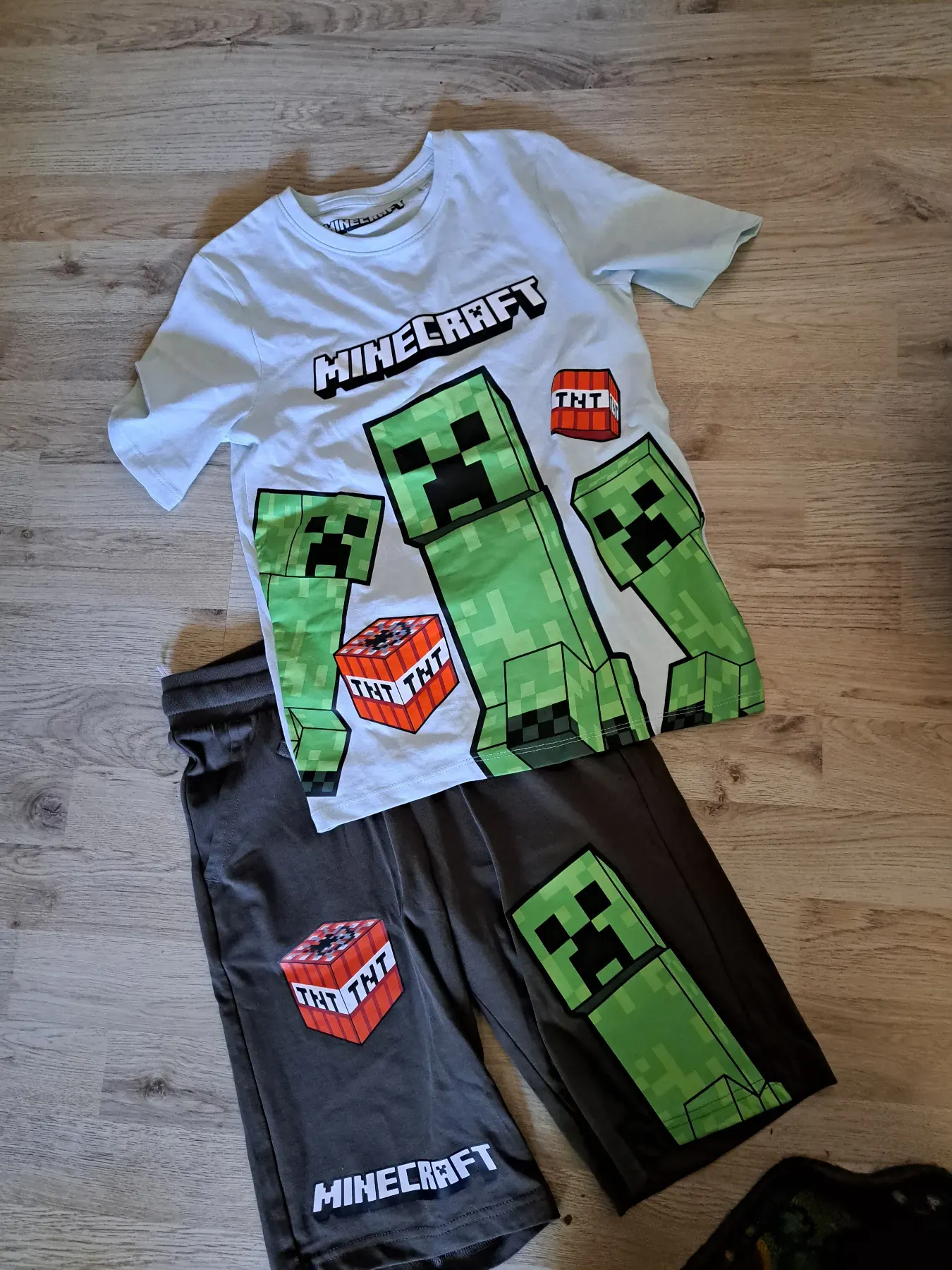 C&A Minekraft Sommer-set in 134