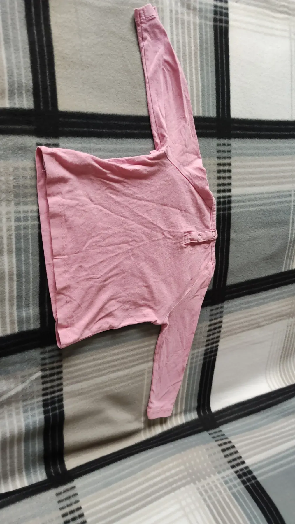 Langarmshirt in 74 80 zu verkaufen
