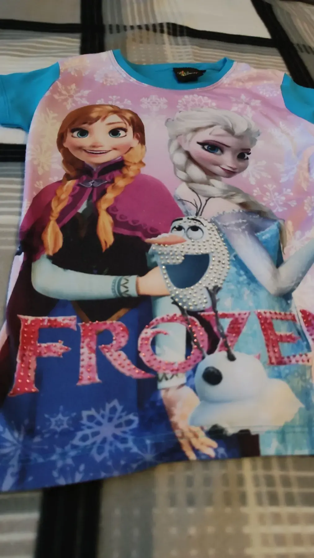 Disney T-Shirt 128 zu verkaufen