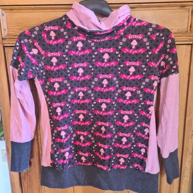 Handmade Pulli