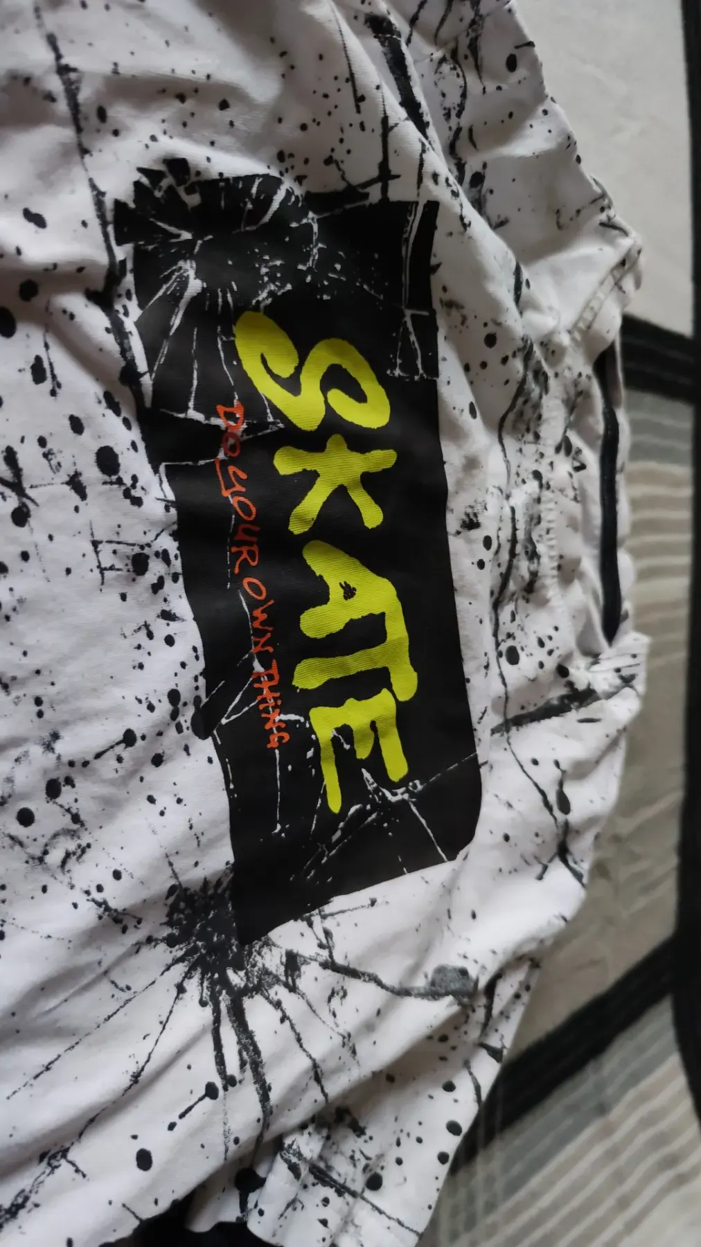 schönes Langarmshirt zu verkaufen