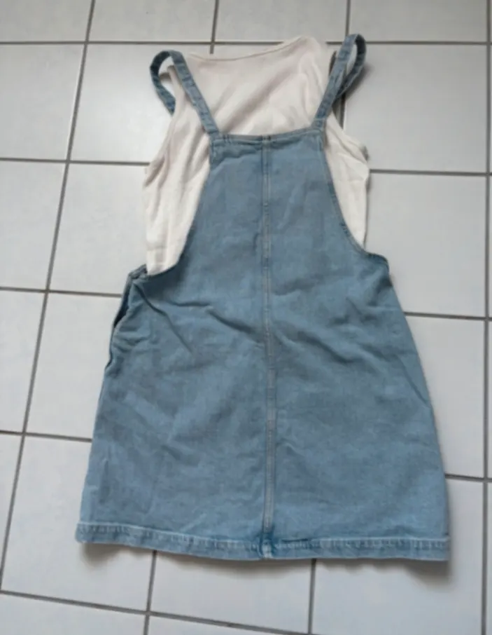 3 Sommerkleider. Gr. 152