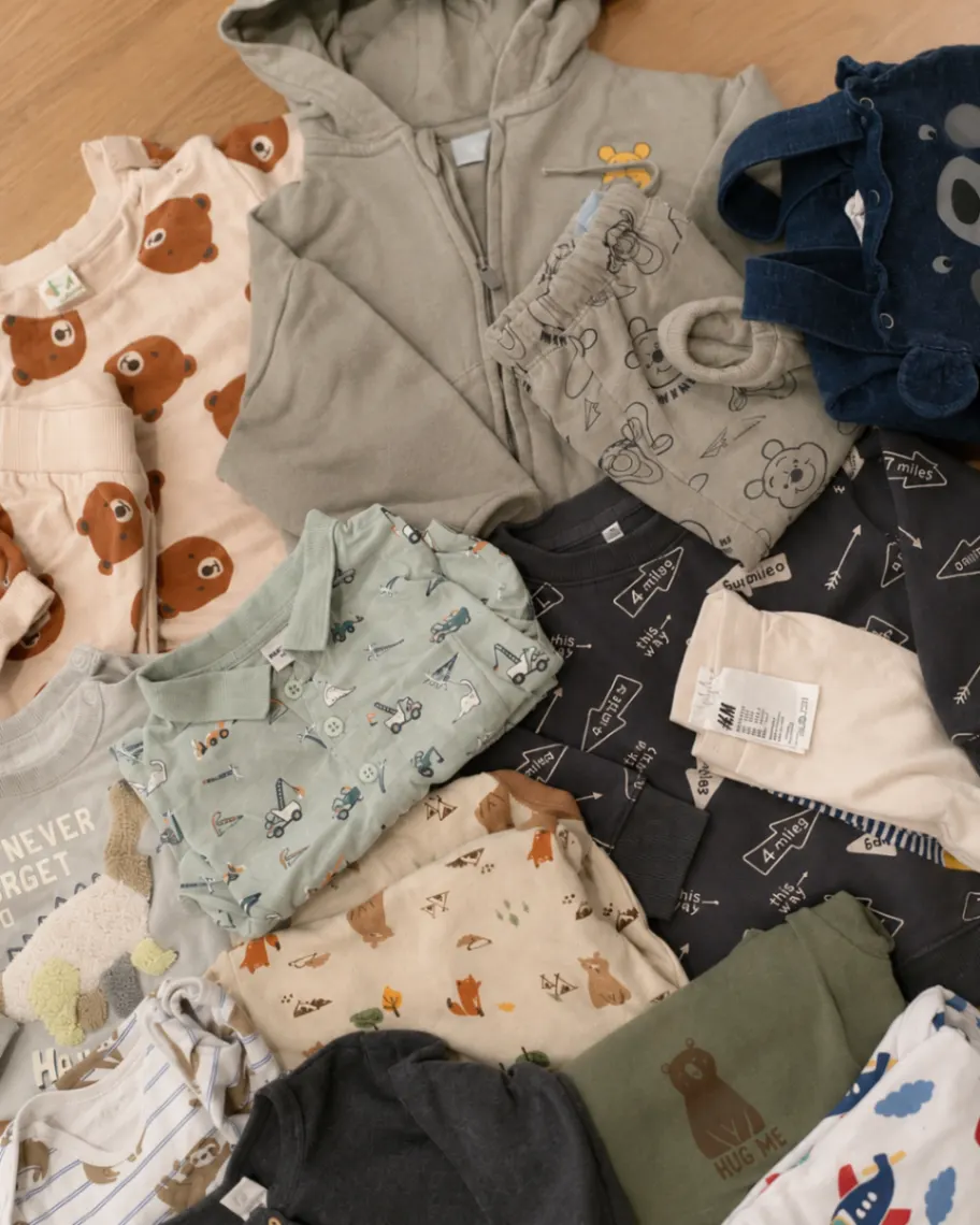 Jungen Kleidungspaket Gr. 86 H&M, Alana, Reserved | Sets, Bodies, Pullover