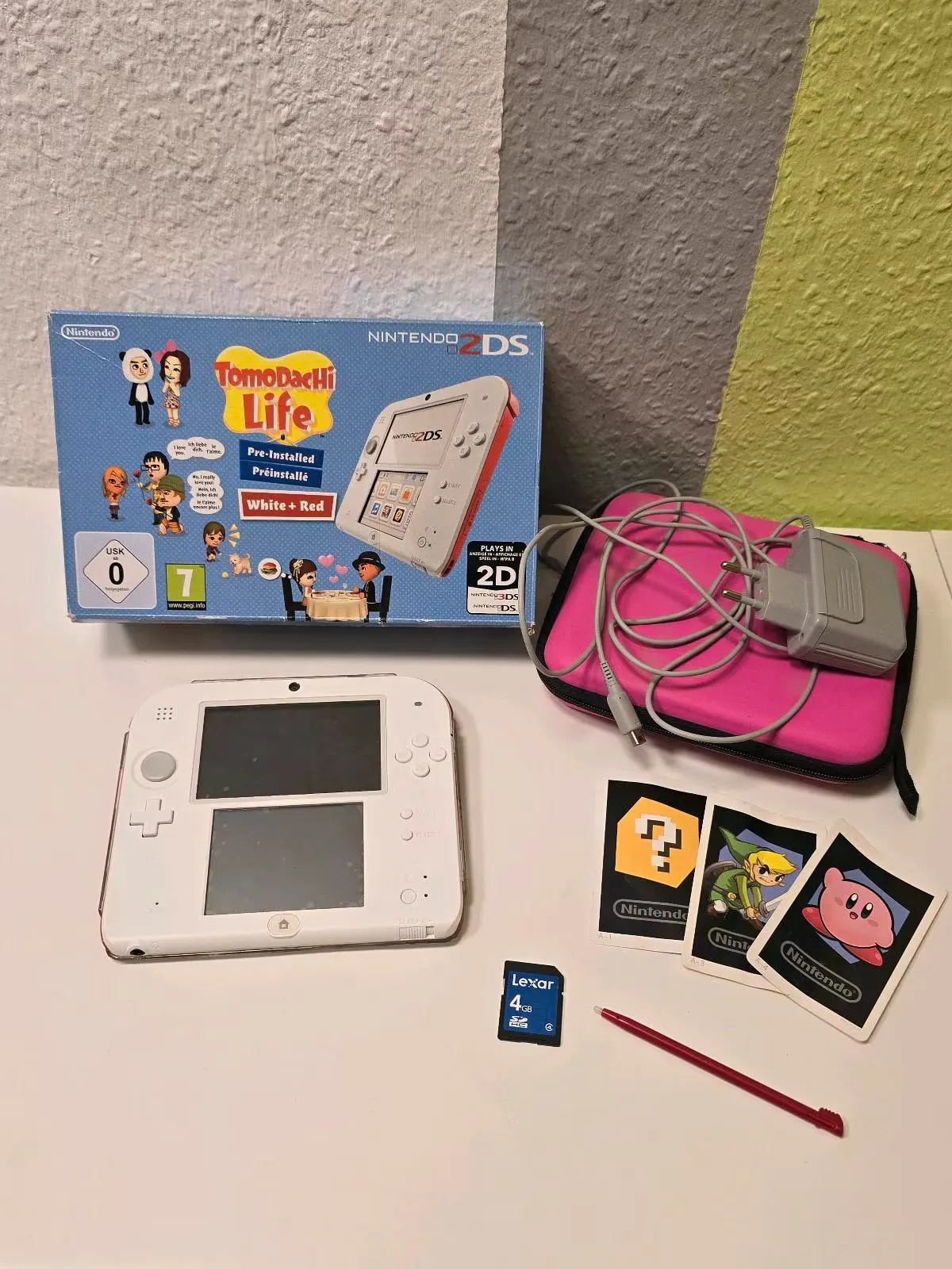 Nintendo 2DS Konsole - Tomodachi Life - Weiß Rot