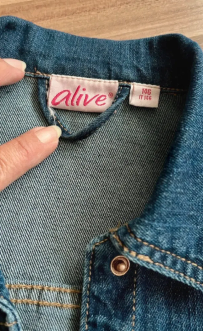 Alive Jeansjacke Gr. 146
